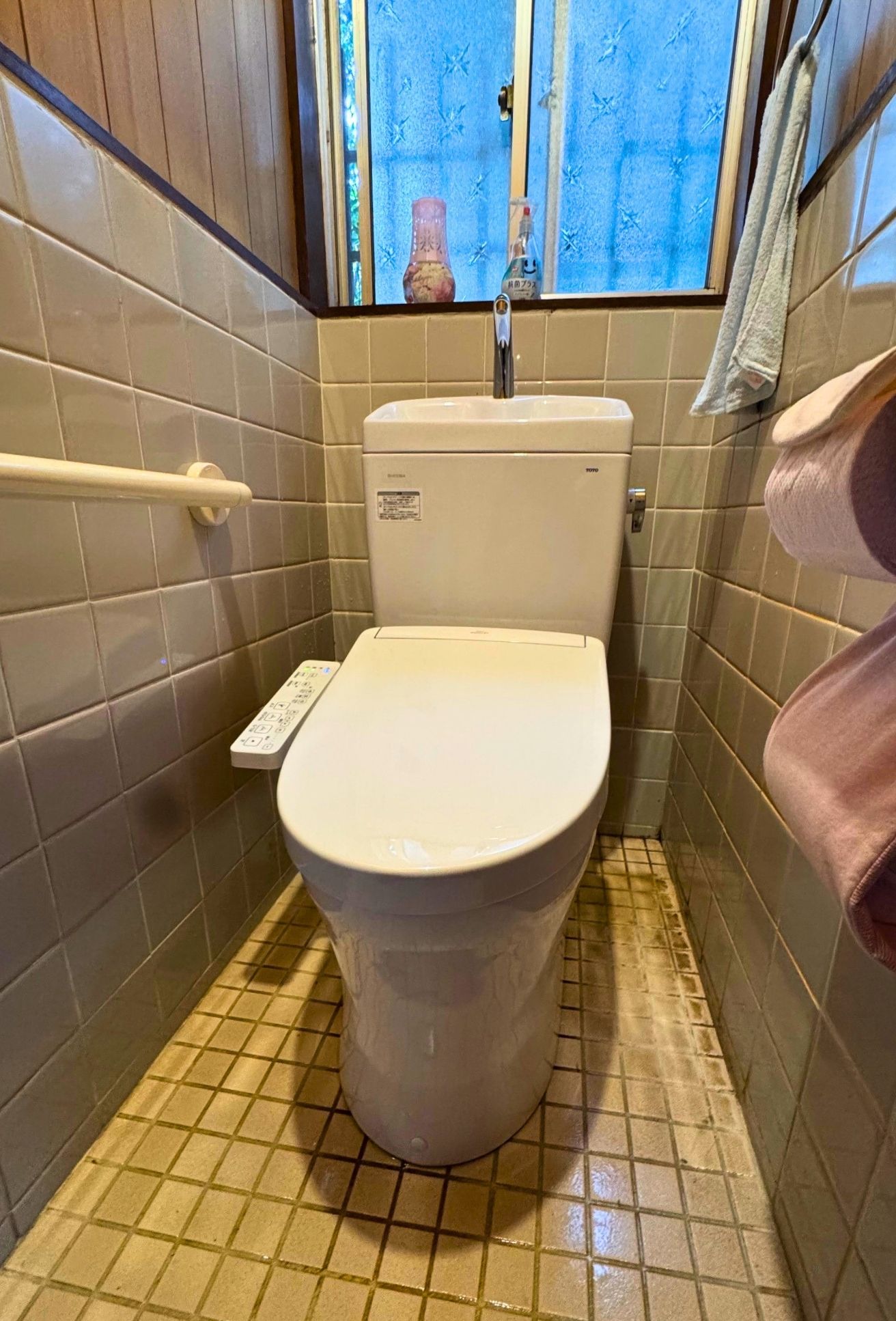 お掃除しやすく、深さが増して水はねしにくい手洗いボウルに