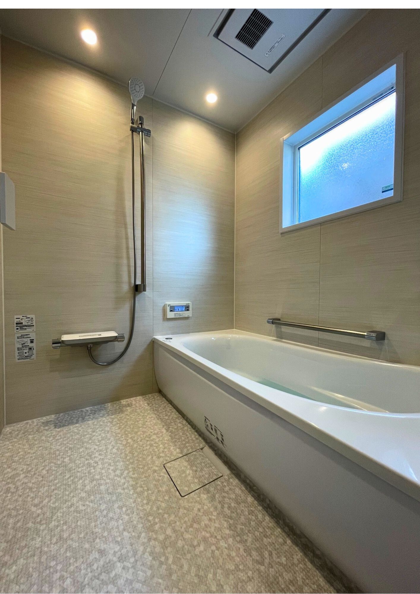 お掃除はもっと楽に。美しさが続く清潔バスルームへ